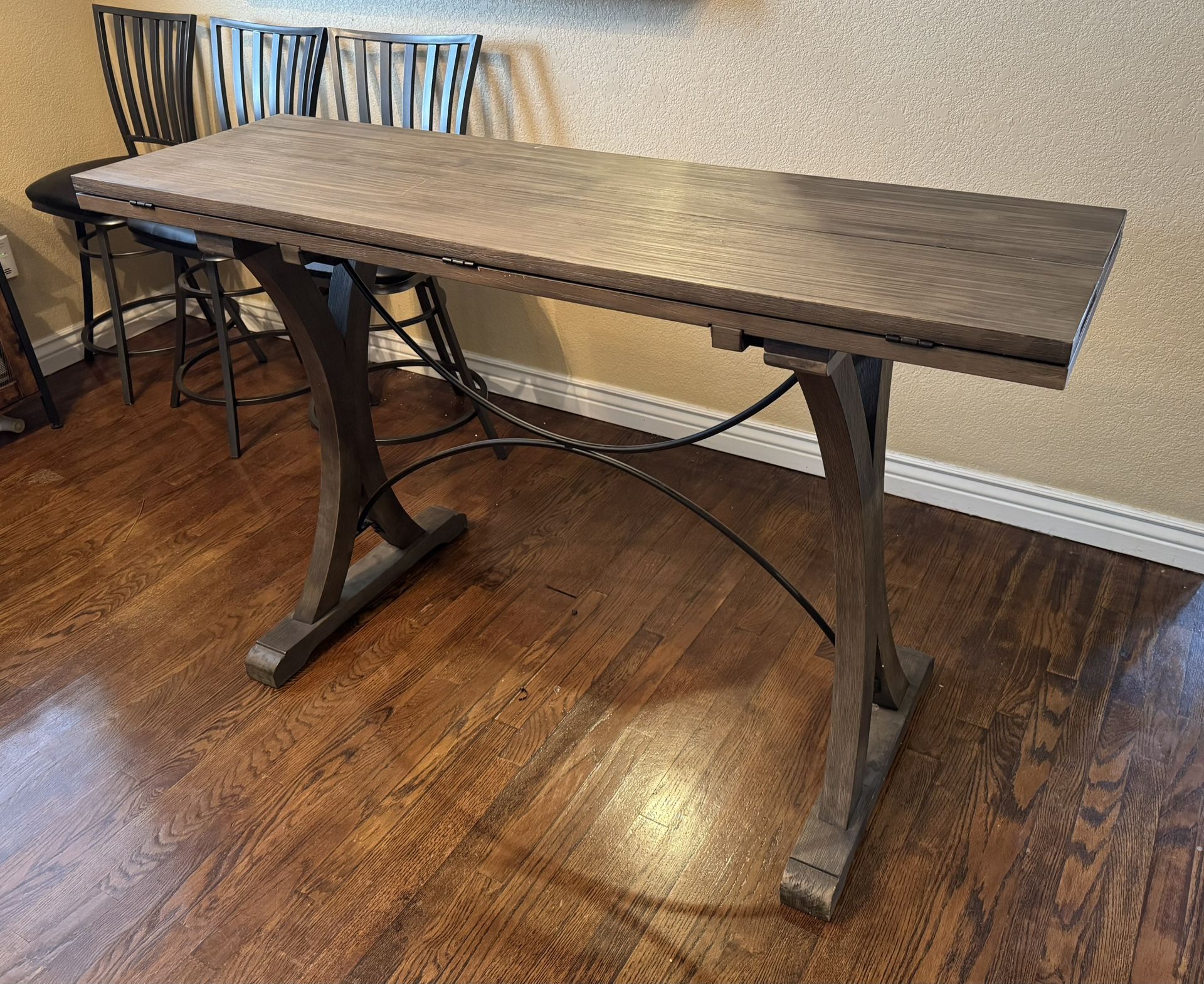 Dining table With Chairs