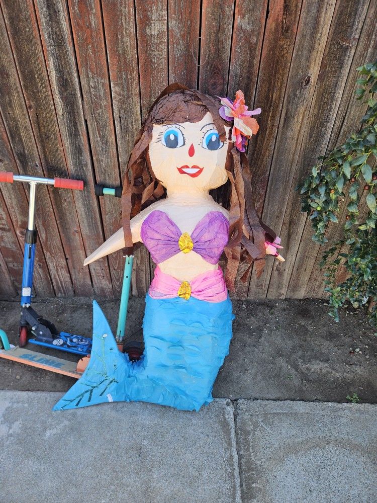 Mermaid Pinata
