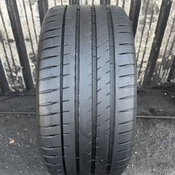 295/35/19  295/35ZR19  Michelin Pilot Sport 4S