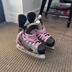 Kids Bauer ice skates