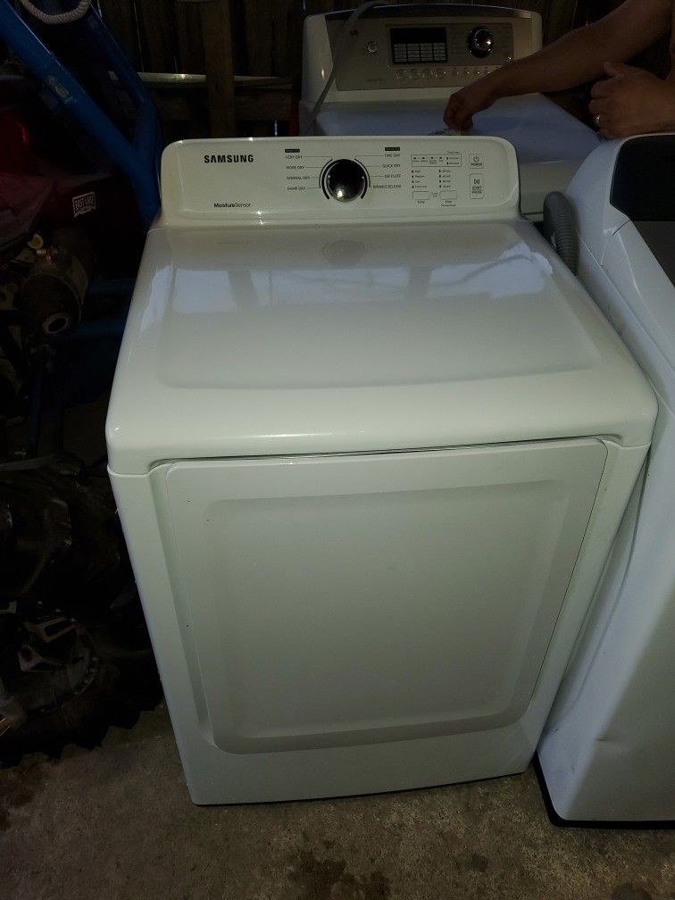 SAMSUNG WASHER AND DRYER