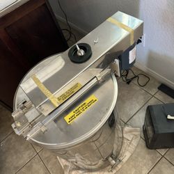 Dadant 4 Frame Honey Extractor