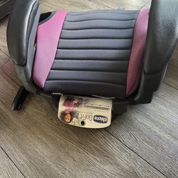 Chicco GoFitPlus backless Booster Seat
