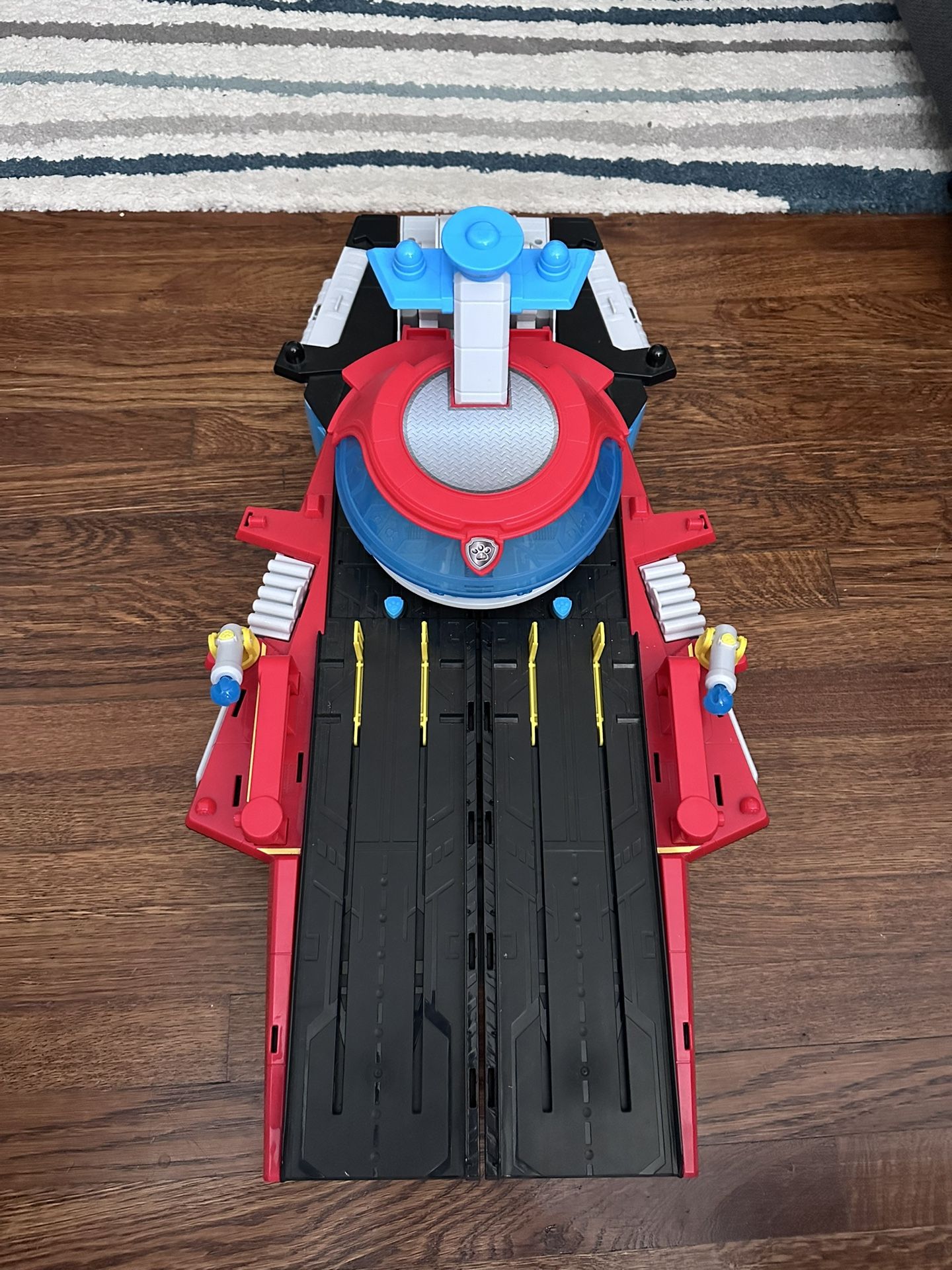 Paw Patrol Air Craft HQ