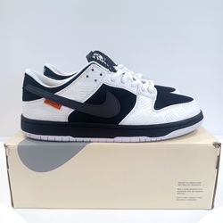 Nike SB Dunk Low Tightbooth
