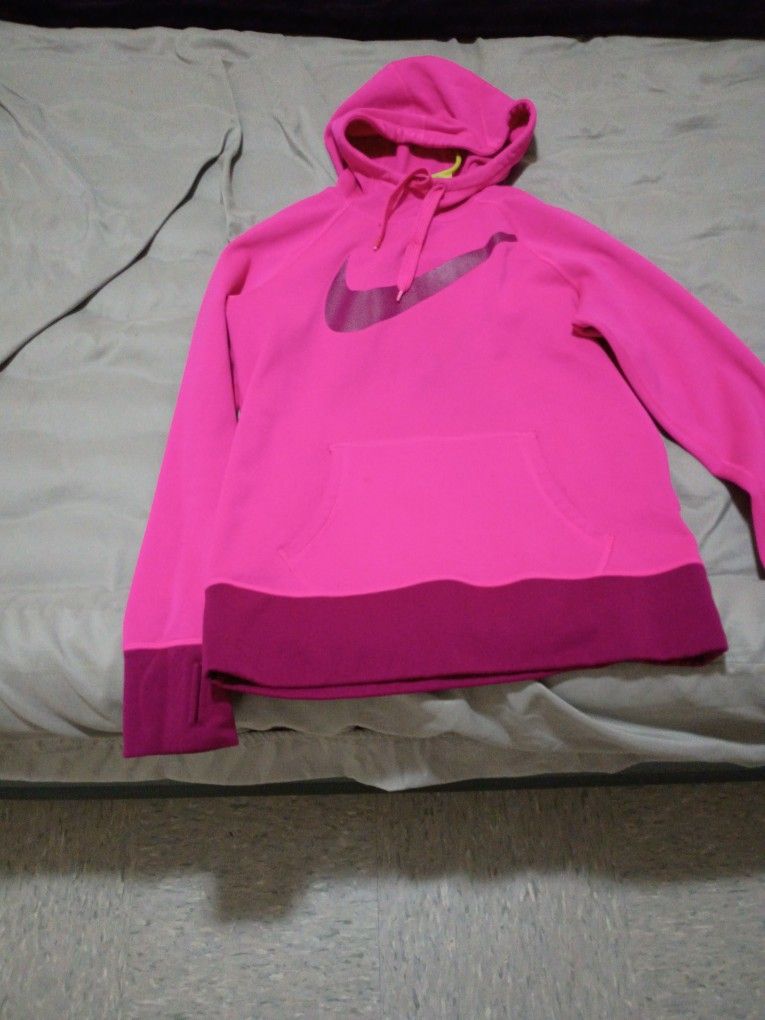 Nike Sweater