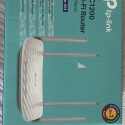 TP Link AC1200 WiFi Router