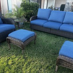 brand new patio furniture set