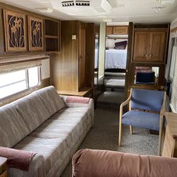 36’ Fleetwood Regal w/Awning,Porch,Skirting,&Shed