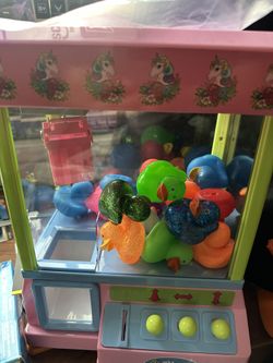 Candy Crane Claw Machine