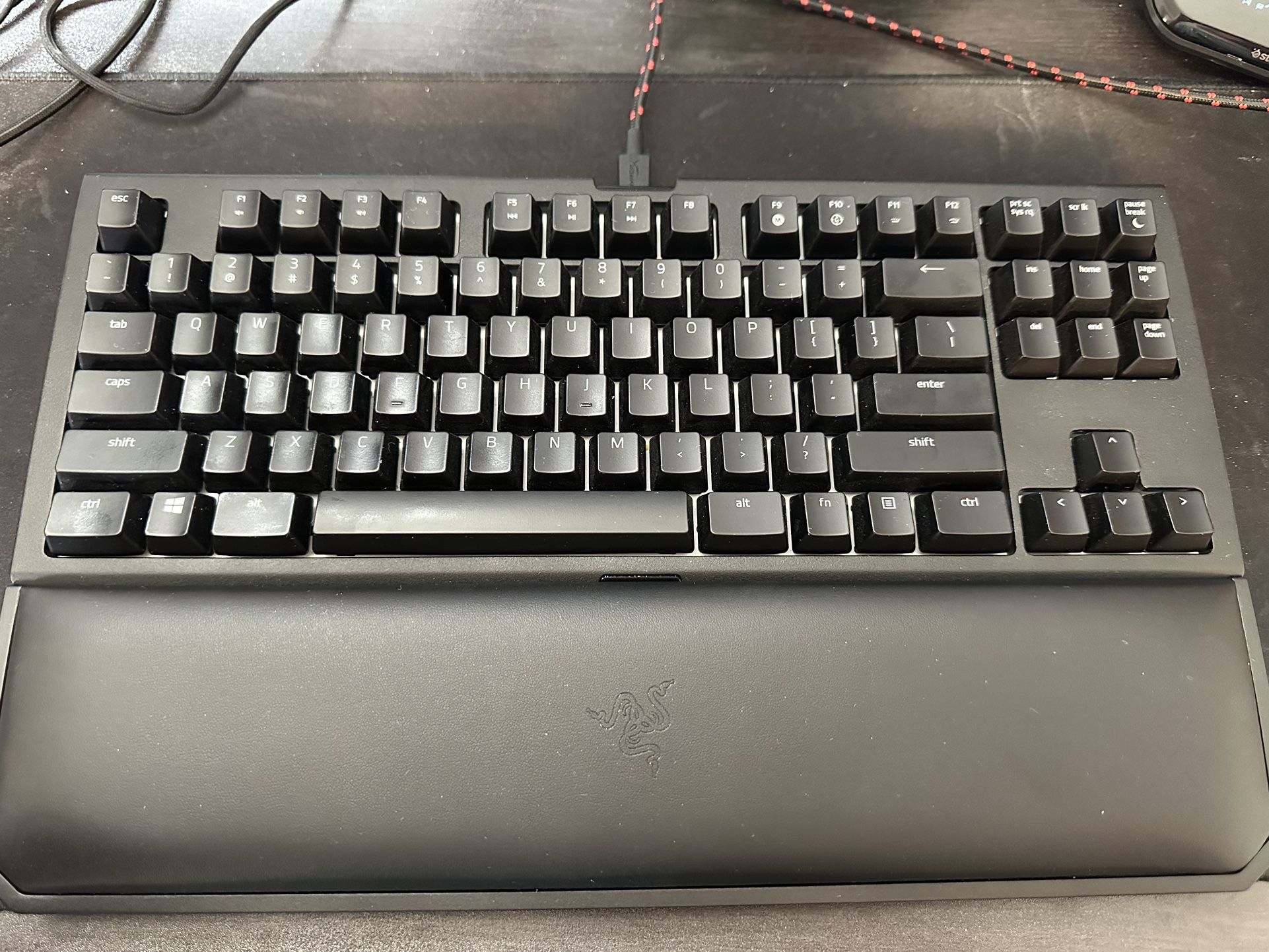 Razer BlackWidow TE Vhroma v2 TKL Mechanical Gaming Keyboard