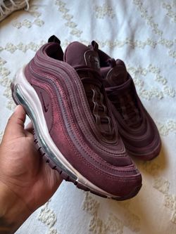 Nike Air Max 97 SE Burgundy crush size 8.5 W