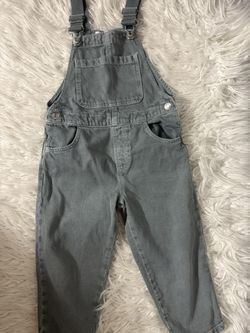 Zara Overall