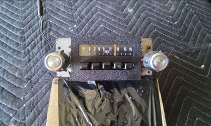 73-75 Ford Trucks Radio Original Part
