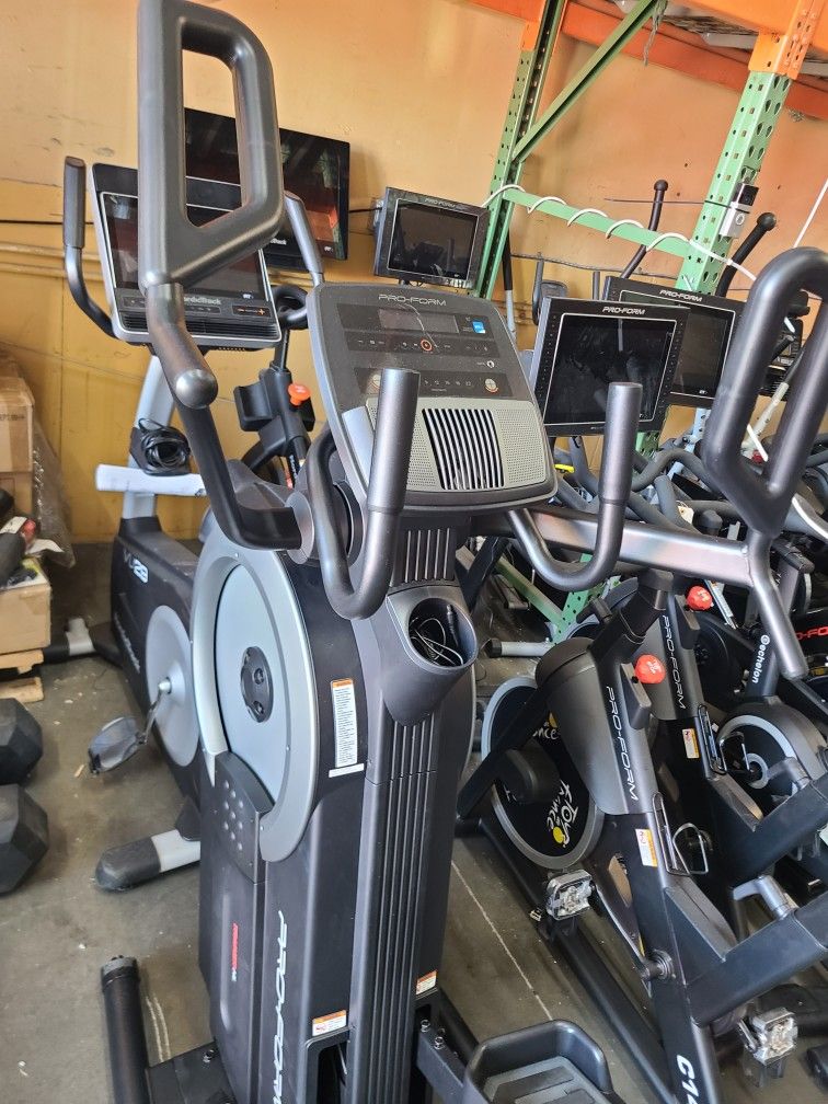 Proform Trainer HL Cross trainer Elliptical machine - HIIT Trainer- 300$