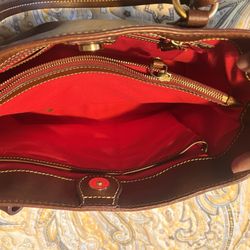 Dooney And Bourke Purse