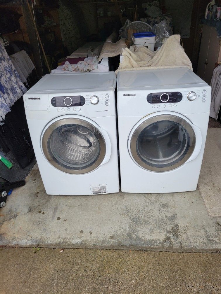 Front-loading Washer & Dryer
