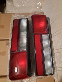 Ford Mustang Tail Lights 79-93