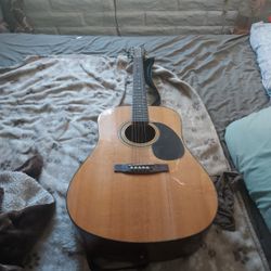 Yamaha Guitar