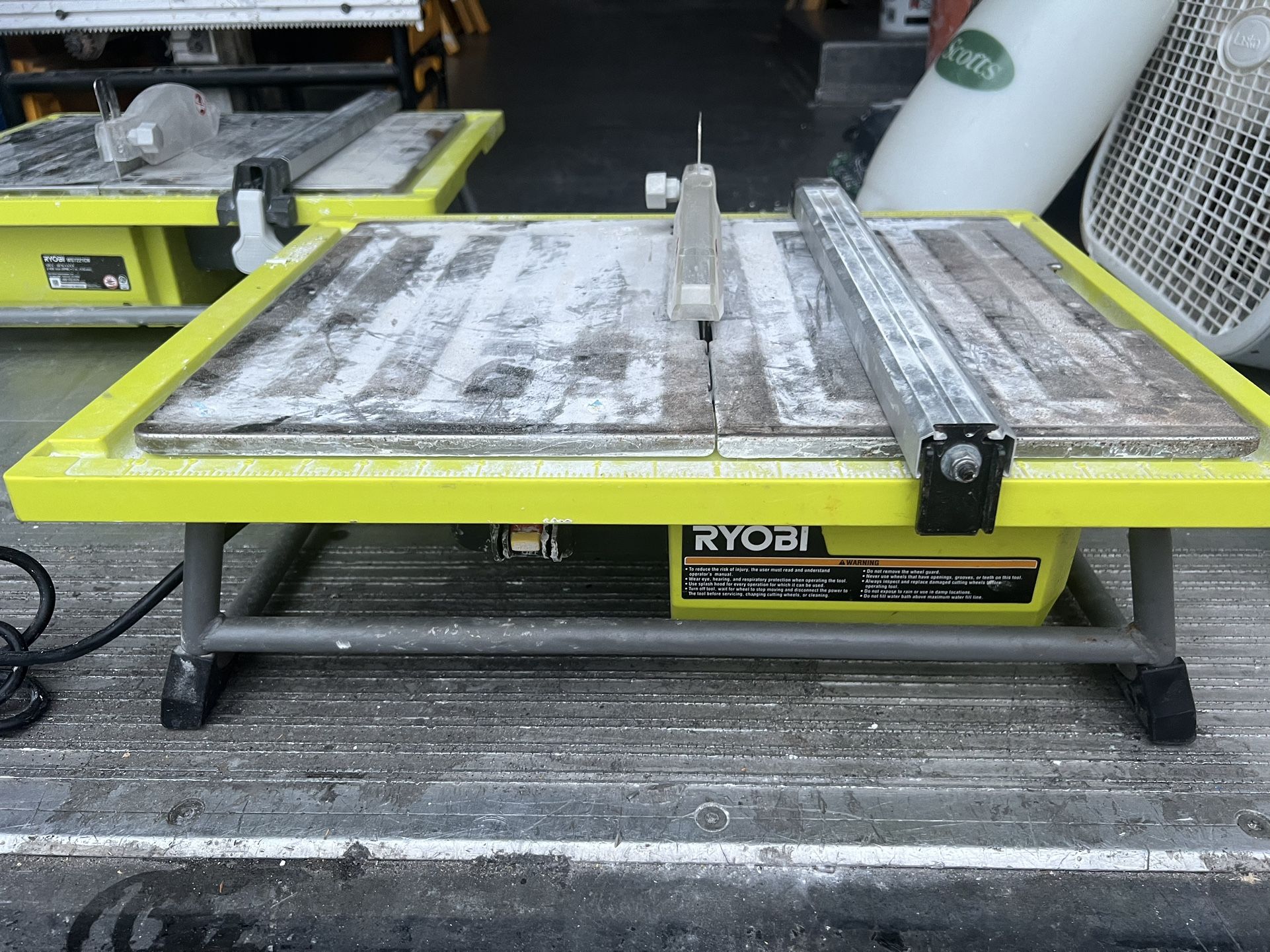 Ryobi 7 in. Tabletop Tile Saw for Sale in Miami, FL OfferUp