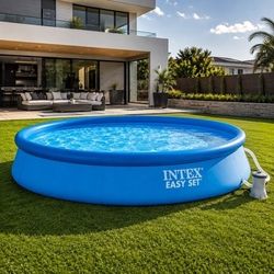 Intex Easy Set Quick 10-Minute Setup Above-Ground Pool, 15 Ft x 33 In, 2,587-Gal, with 530 GPH Krystal Clear Filter Pump, Blue (28157EH)