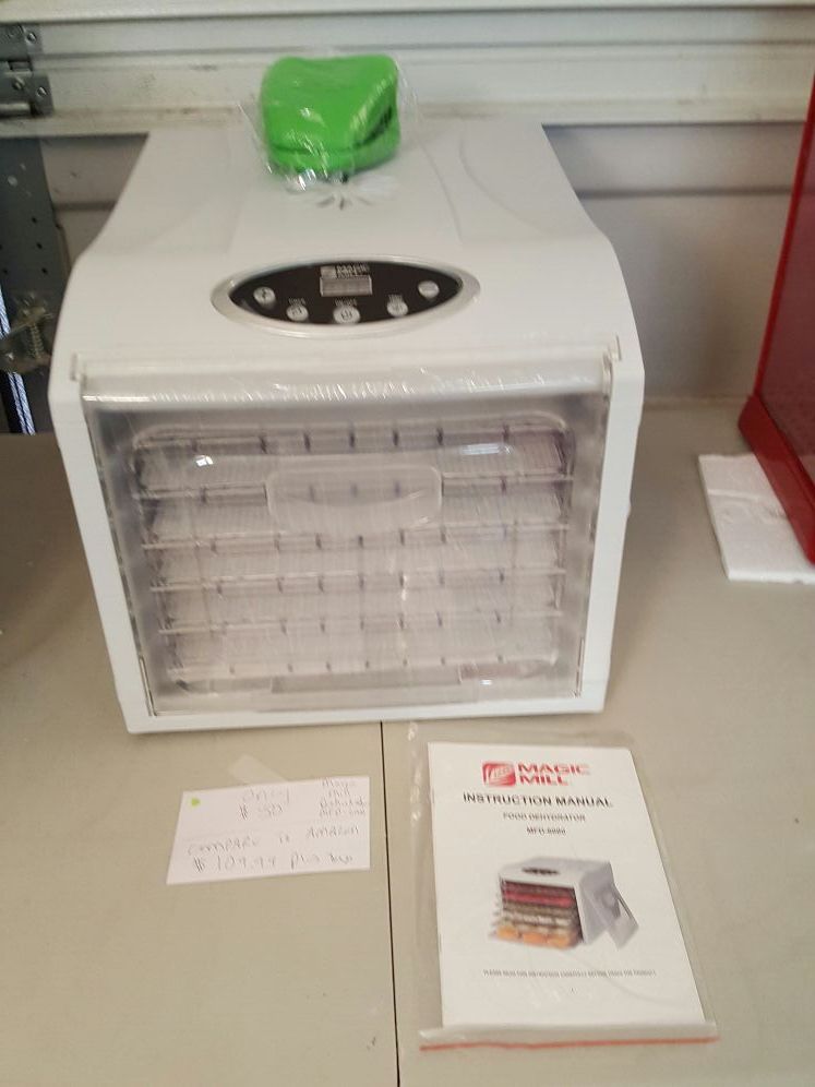 magic mill dehydrator. 6 shelves. mfd-6000