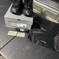 Balenciaga Runners