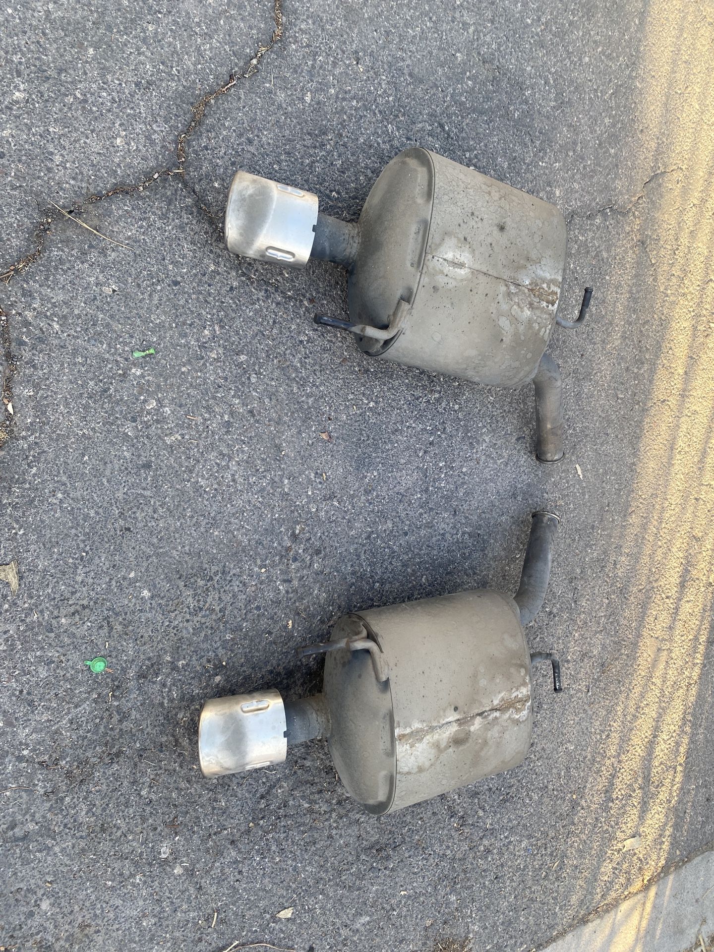 Infiniti G37 Sedan Mufflers
