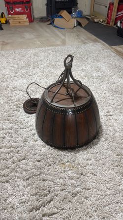 Barrel style hanging light