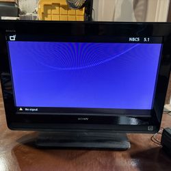 Sony Bravia 24” TV
