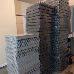 Brand New Black Or Gray Gym Mats With Edge Pieces.  Only $16 A Pack