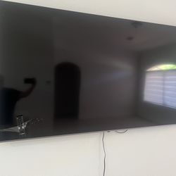 LG 75 Inch Thin LED TV Good Like New 