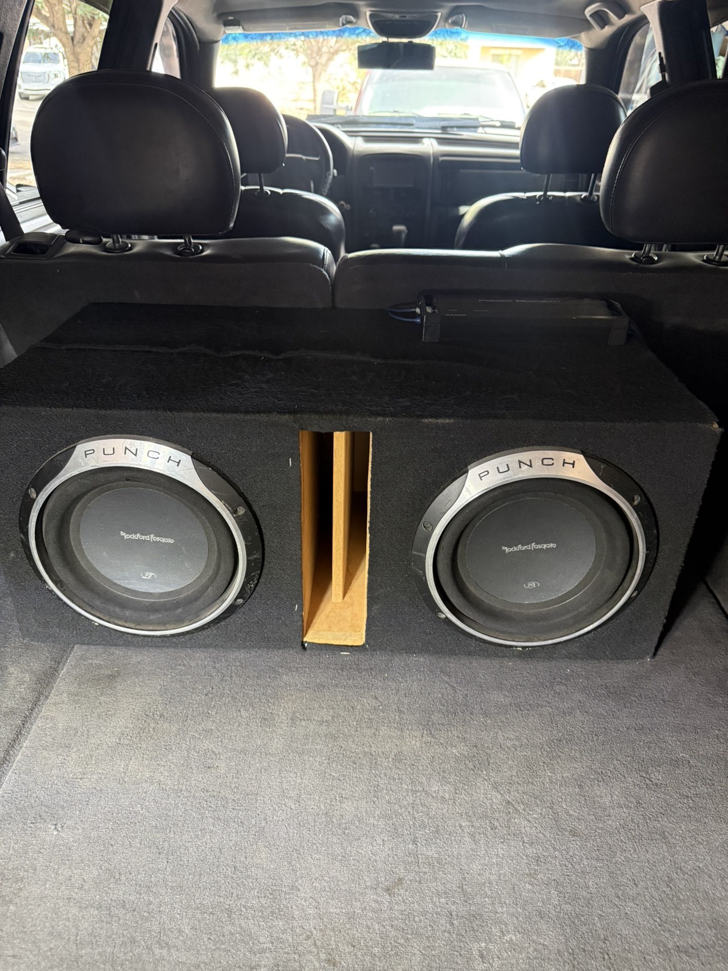 Subs And Amplifier 