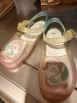 Little girl Jelly shoes