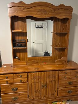 MOVE OUT SALE- vanity/dresser