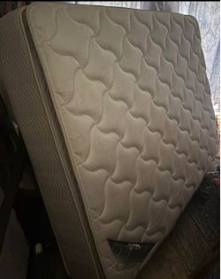 Queen Size Quilted Mattress