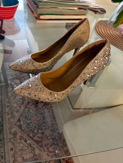 Gold Glitter Crystal Embellished Pointed-Toe Heels