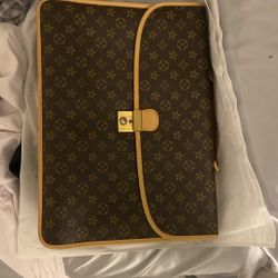 Louie Vutton Briefcase 