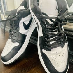 Air Jordan 1 Low 'Panda' — Pick Up Only