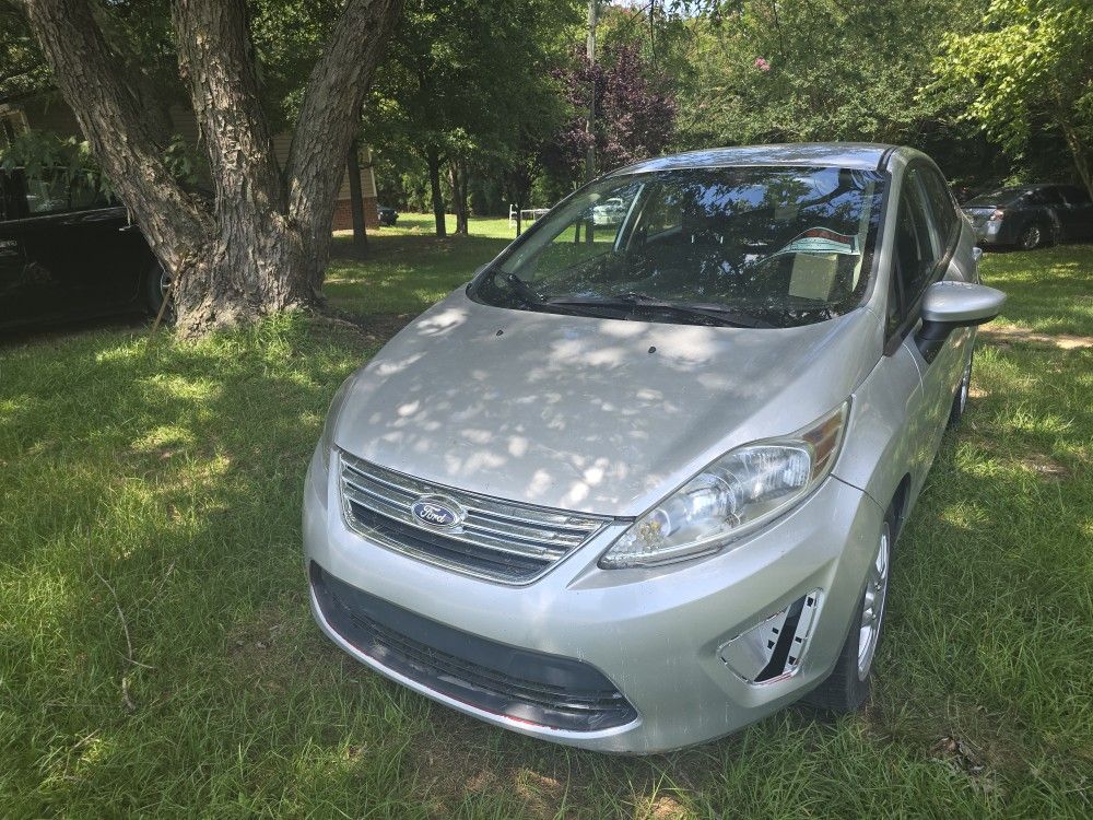 2015 Ford Fiesta