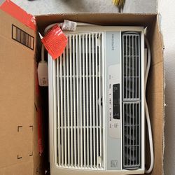 Frigidaire window air conditioner ac