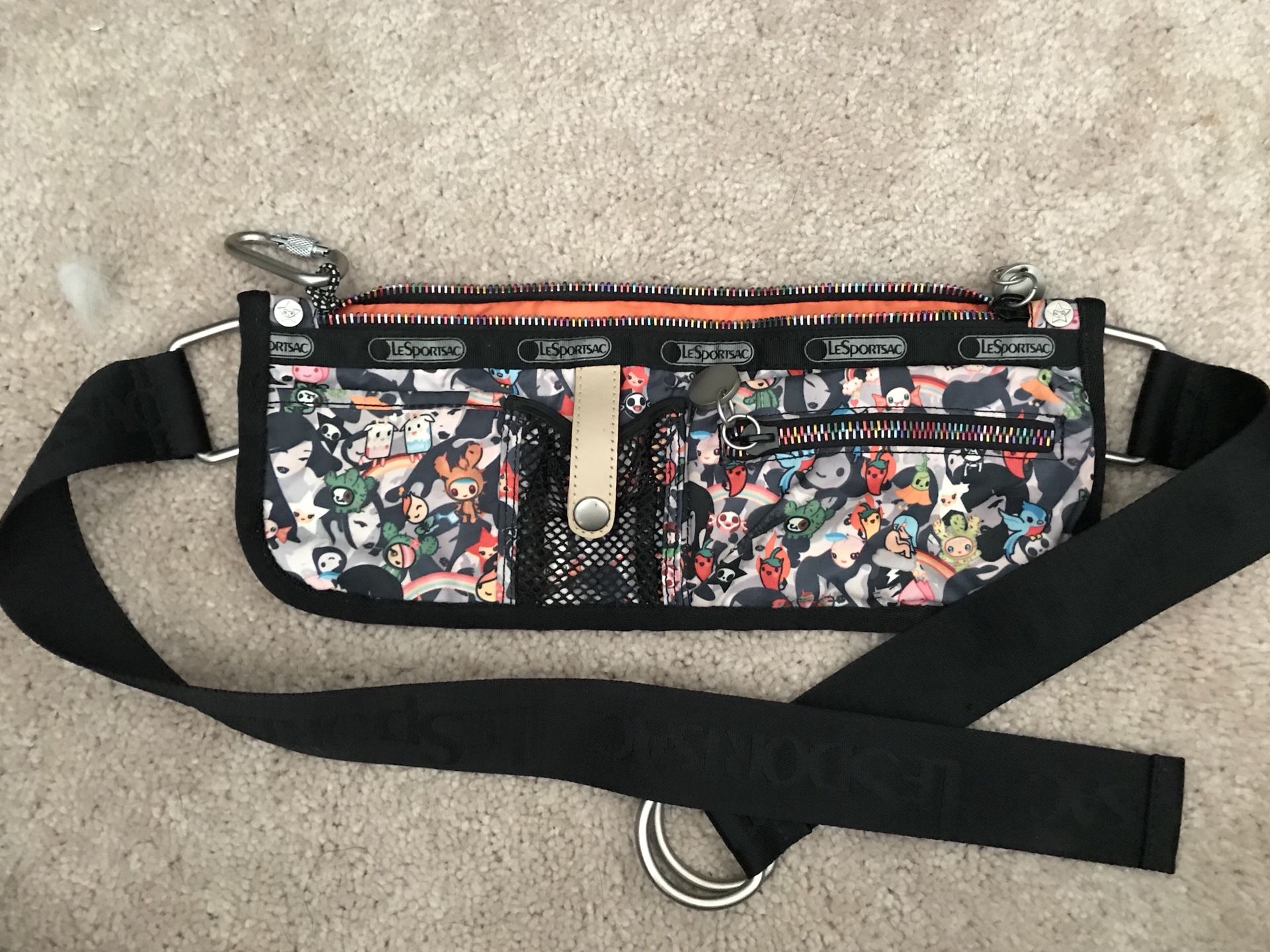 Tokidoki LeSportsac Tote Bag for Sale in Tacoma, WA - OfferUp