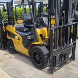 USED CATERPILLAR Forklift 2C5000 LP, 5000 Lb. Capacity 