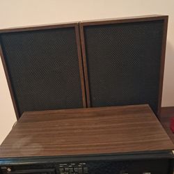 Empire eight track a m and f m multi Plex stereo from the seventies