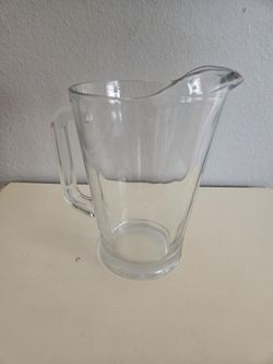 Glass Pitcher - Exellent Condition