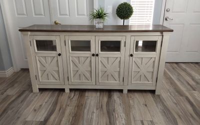 Beautiful 74" farmhouse TV stand