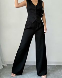 Black j 2 peace pants and vest top. Strechy waist new size large