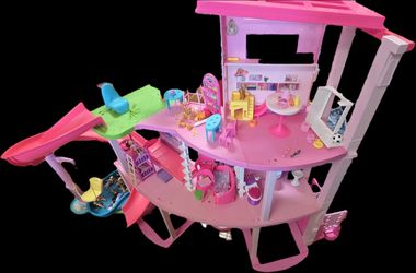 Barbie® Dreamhouse™  3 story spiral pool