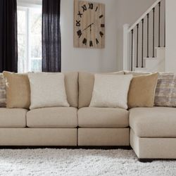Ingleside RAF Sectional Set

