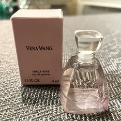 🌟 Vera Wang Truly Pink 4ml Mini Splash 🌟
